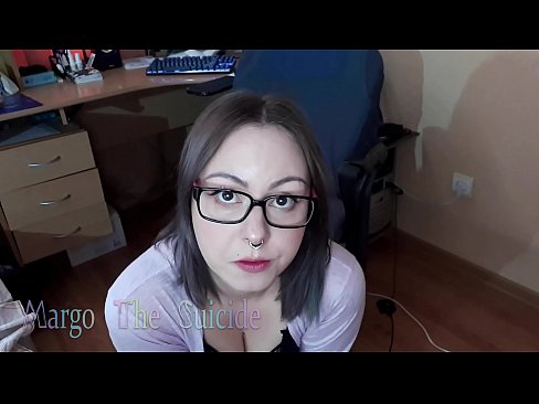 ❤️ Секси девојка со наочари длабоко го цица дилдото на камерата ❤️ Порно на mk.pornma-com.ru ❌❤